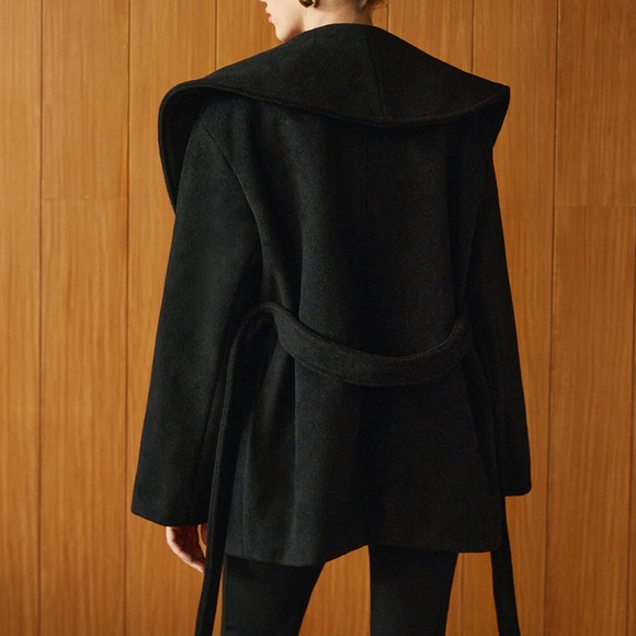 NEW Large Collar Belted Coat by Commense - Picture 4 of 9